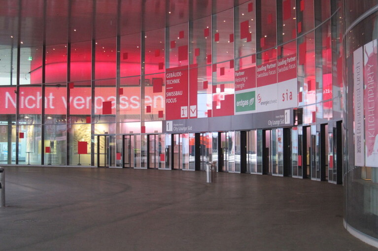 Referenz MHC Messe Basel, LED Banner gesteuert durch die A-Design Organizer Software.